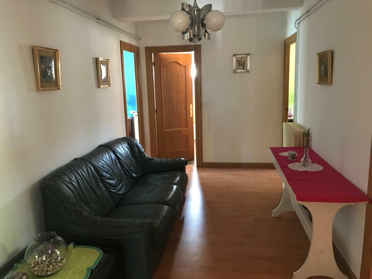 Casa De Pueblo Con Merendero Alquilable Opcionalmente Casarejos Eksteriør bilde