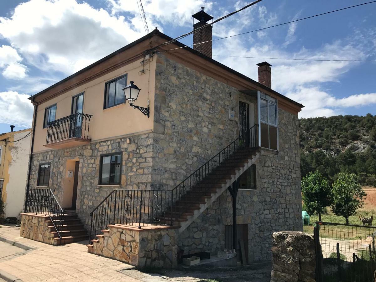 Casa De Pueblo Con Merendero Alquilable Opcionalmente Casarejos Eksteriør bilde